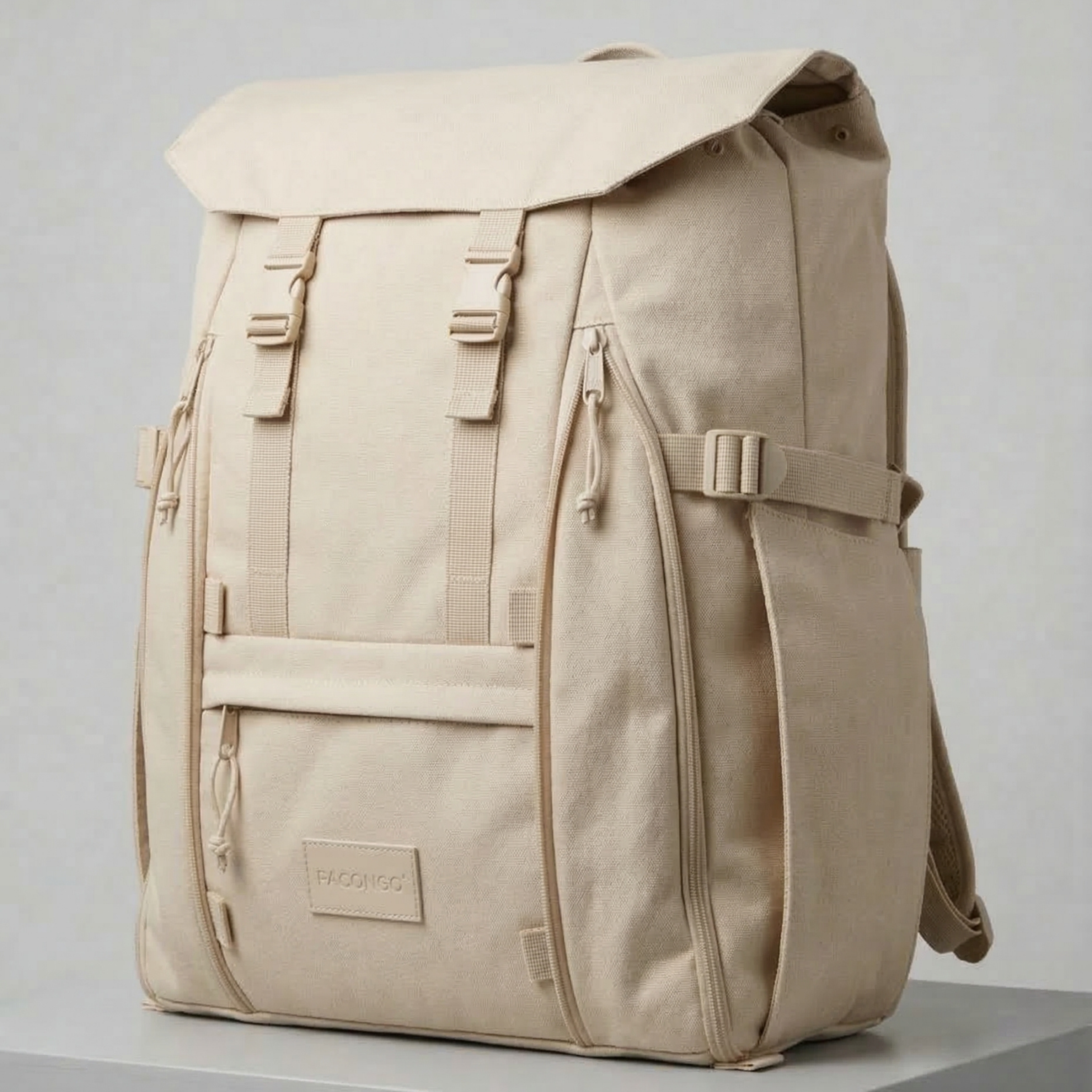 Easyjet_Beige_3_4.png